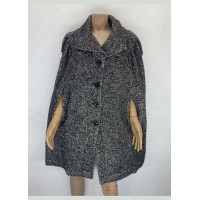 Пончо Burberry чорно-біле 001155