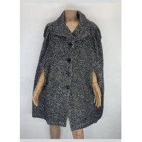 Пончо Burberry чорно-біле 001155