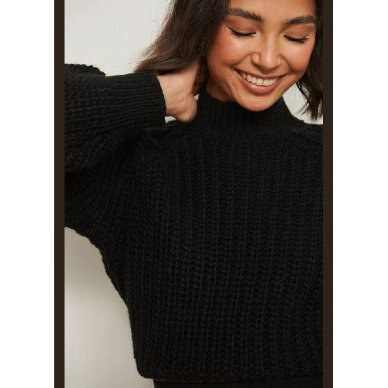 В'язаний зимовий жіночий светр, джемпер NA-KD Knitted Sweater XXS Чорний